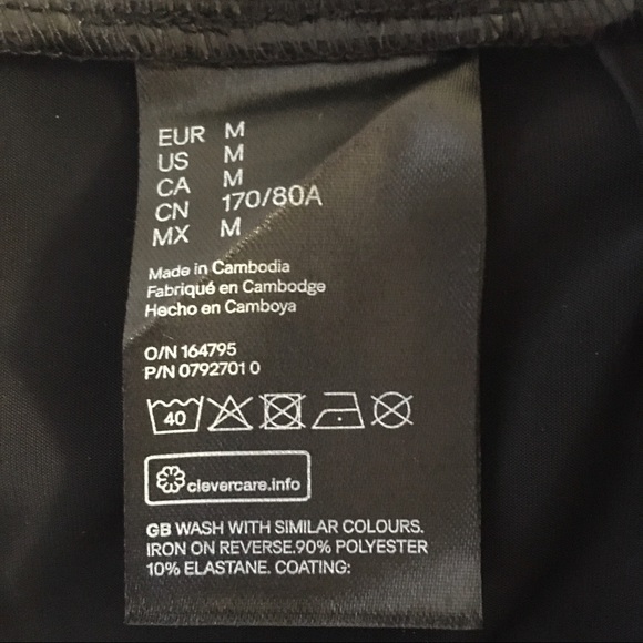 H&M NWT A-line shiny mini skirt ring belt black M - Picture 8 of 15